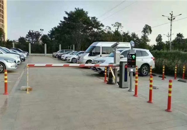 齐齐哈尔通道闸
